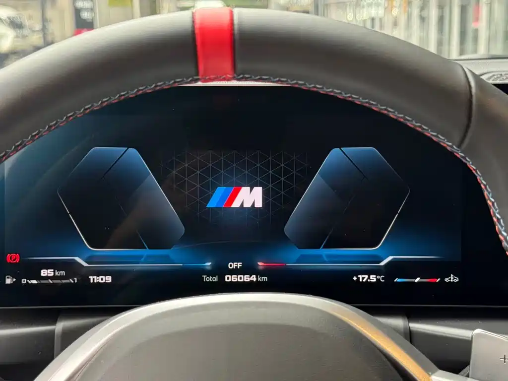BMW M240i — фото 8