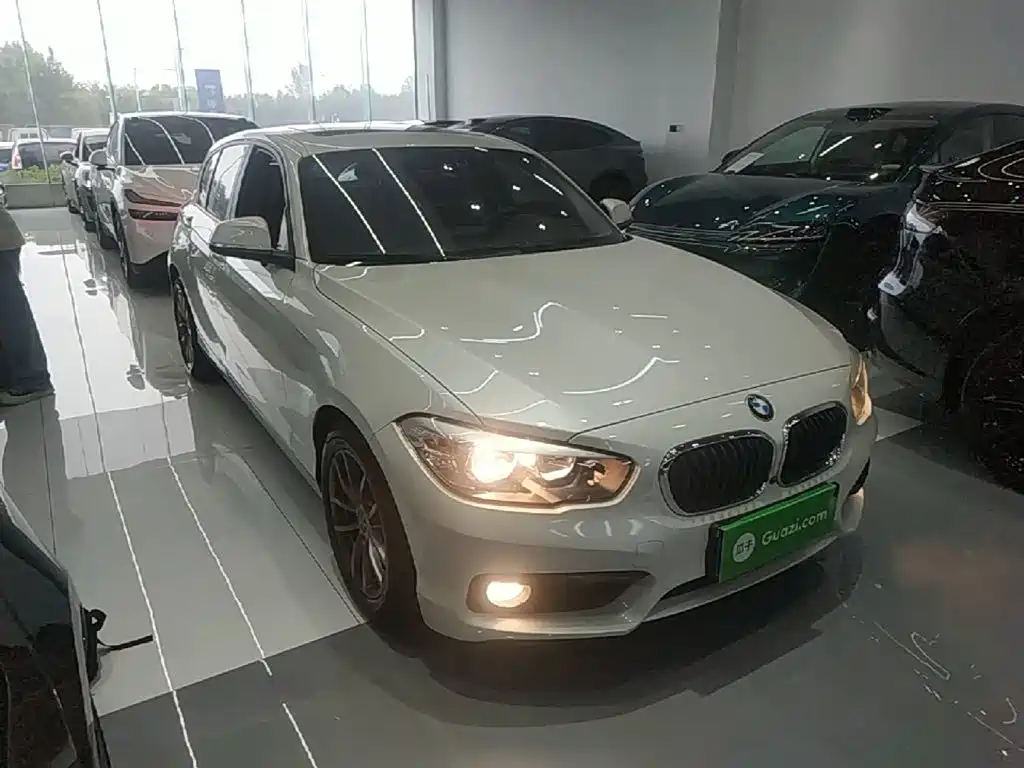 BMW 1 Series (Import) — фото 3