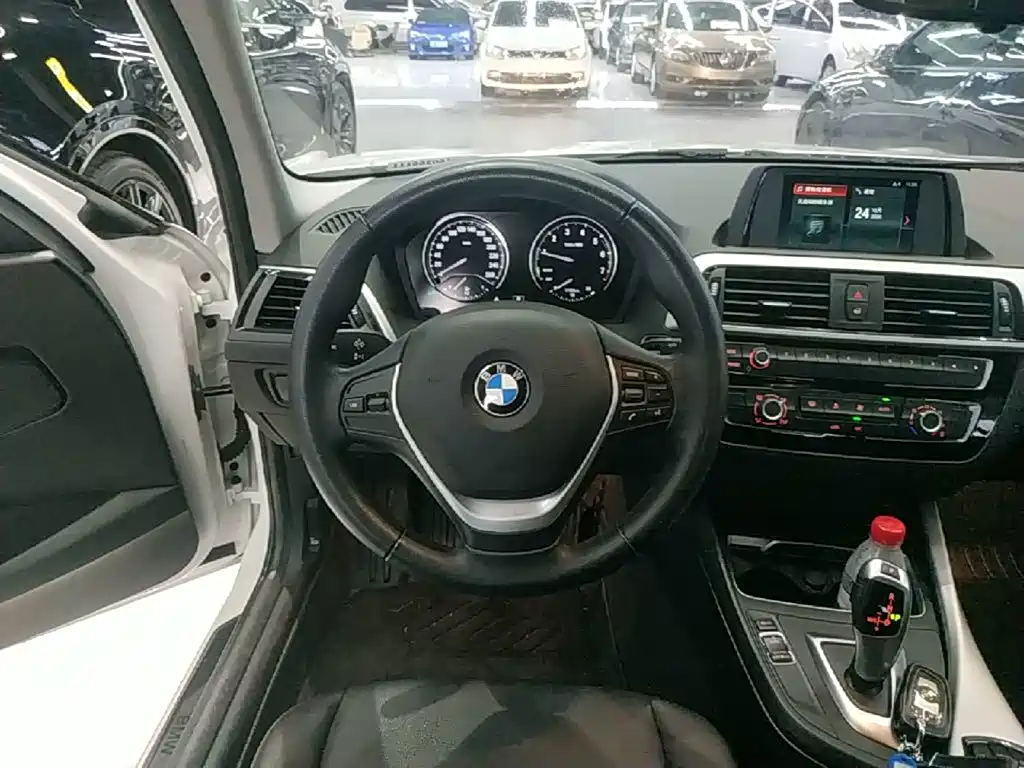 BMW 1 Series (Import) — фото 10