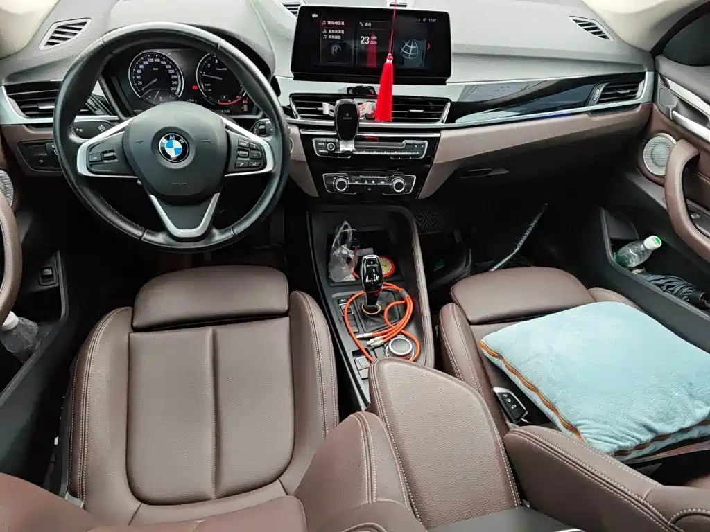 BMW X1 — фото 10