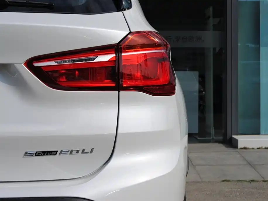 BMW X1 — фото 19