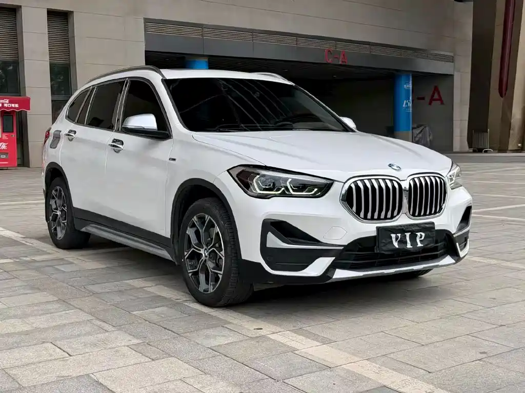 BMW X1 — фото 3