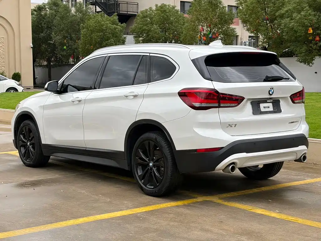 BMW X1 — фото 4