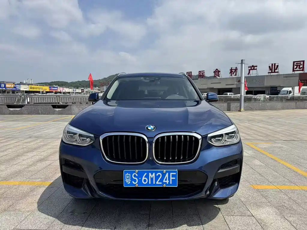 BMW X3 — фото 2