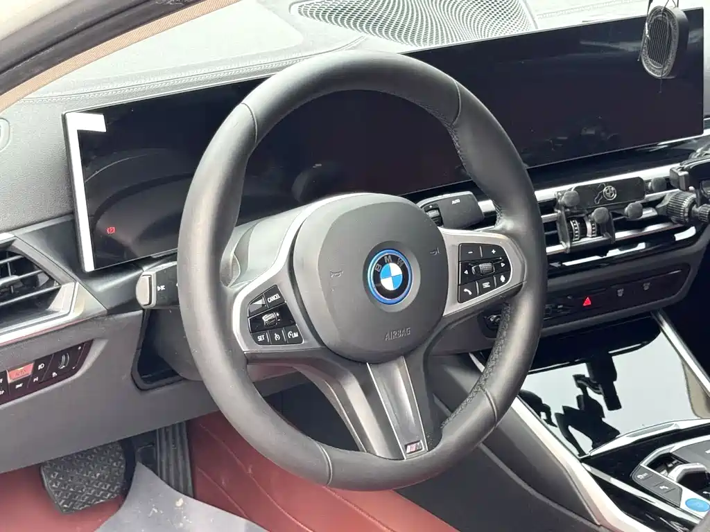 BMW i3 — фото 5