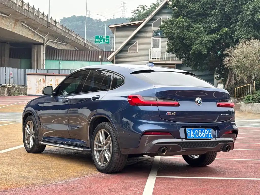 BMW X4 — фото 11