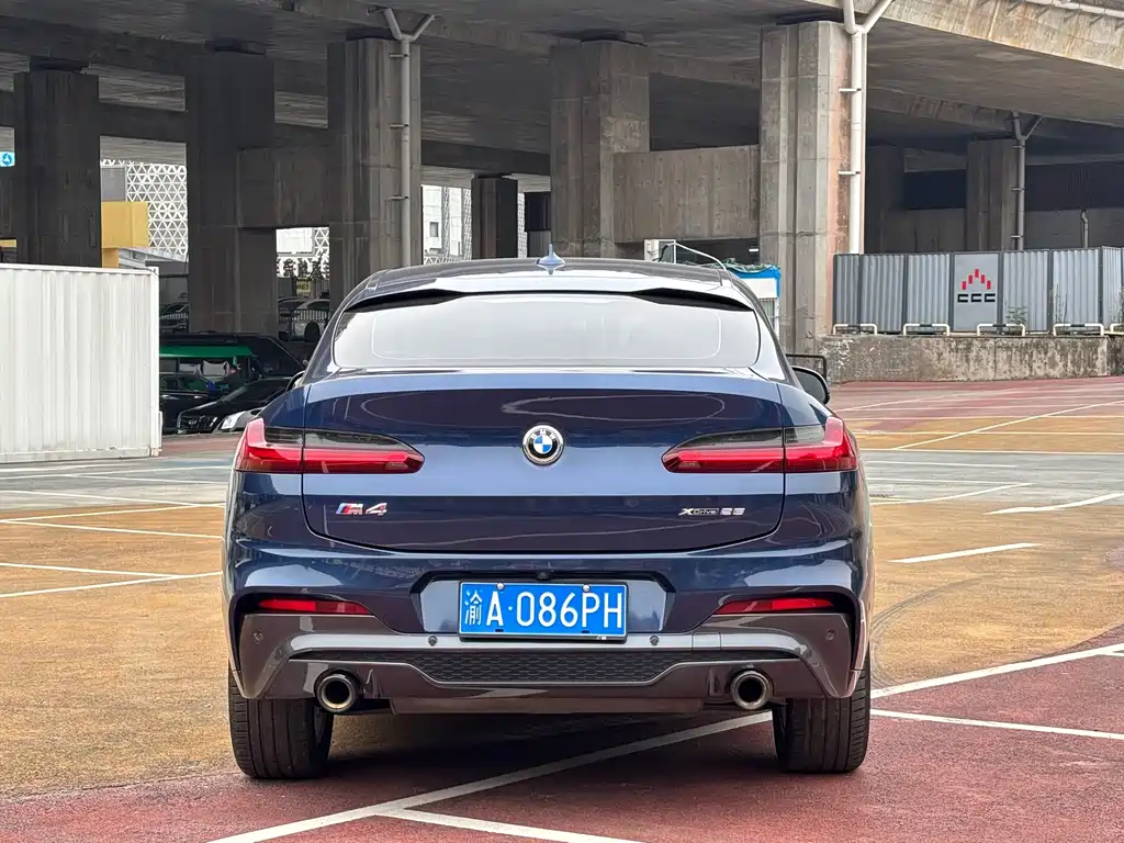 BMW X4 — фото 12