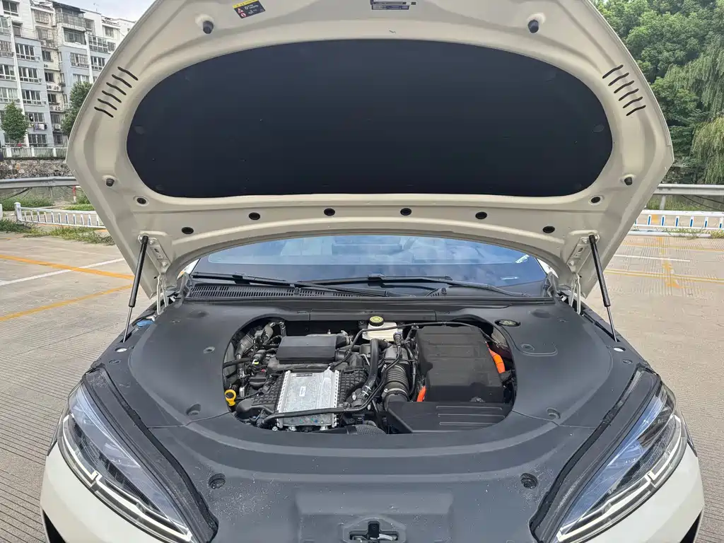BYD Seal 07 DM-i — фото 22