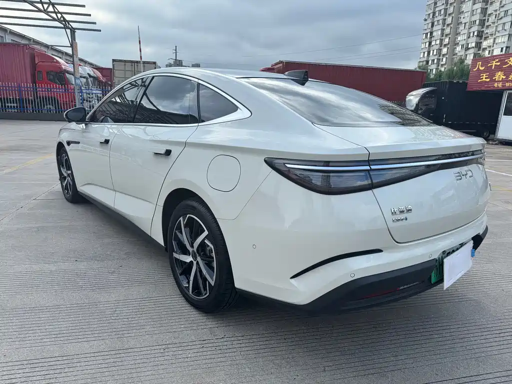 BYD Seal 07 DM-i — фото 4