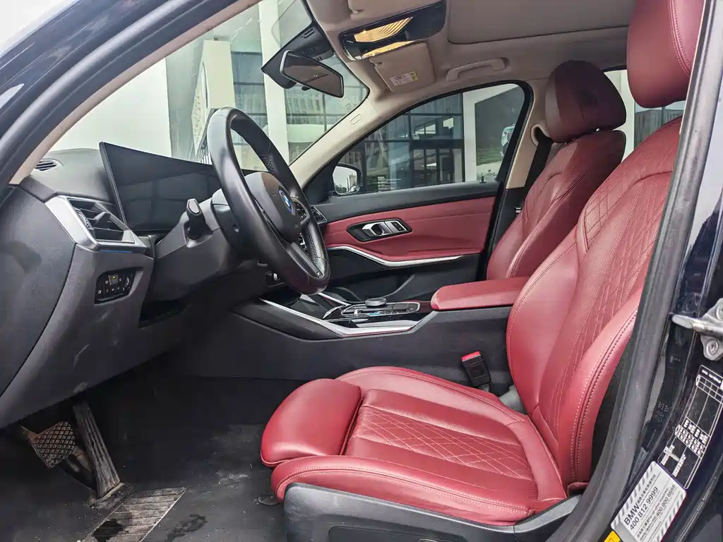 BMW i3 — фото 13
