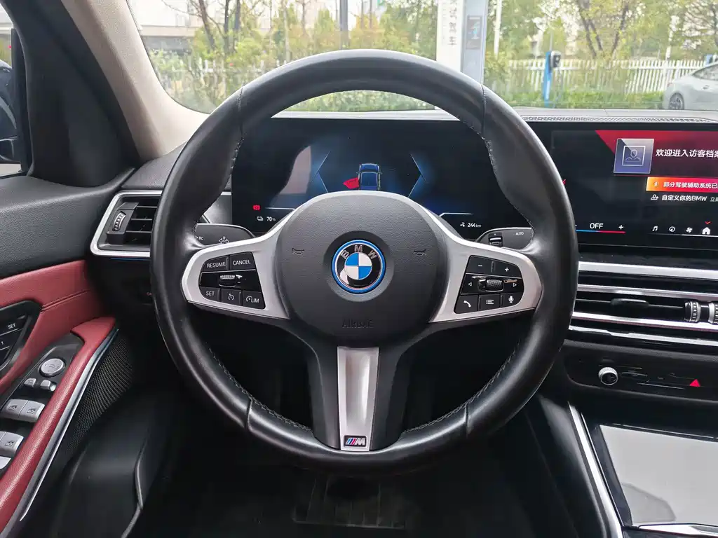 BMW i3 — фото 18