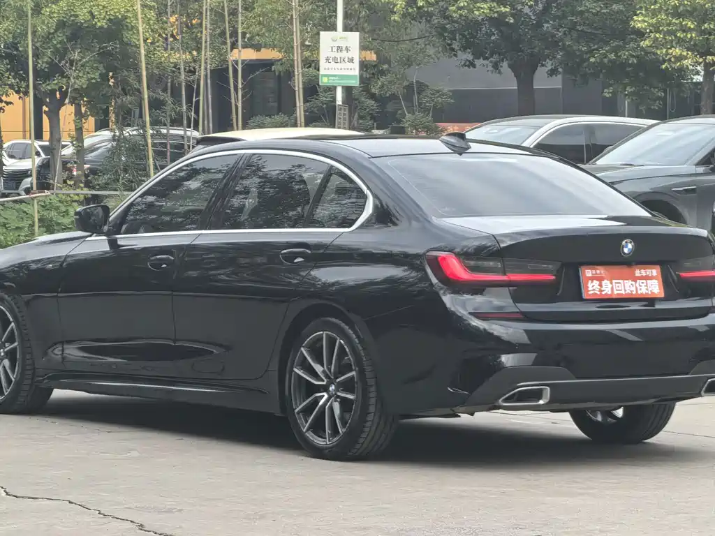 BMW 3 Series — фото 11