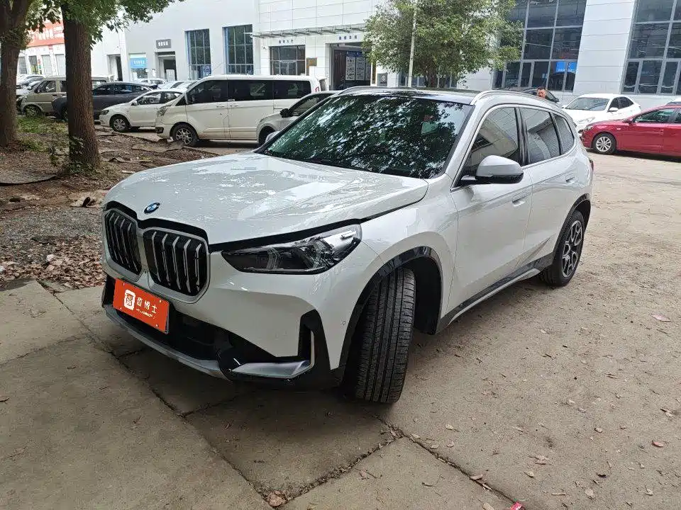 BMW X1 — фото 2