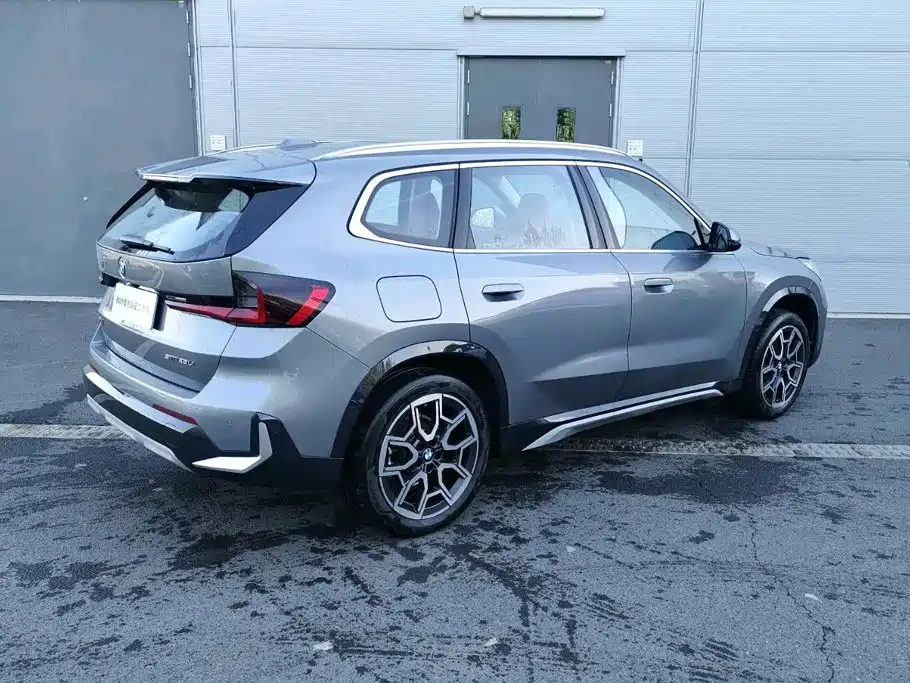 BMW X1 — фото 3