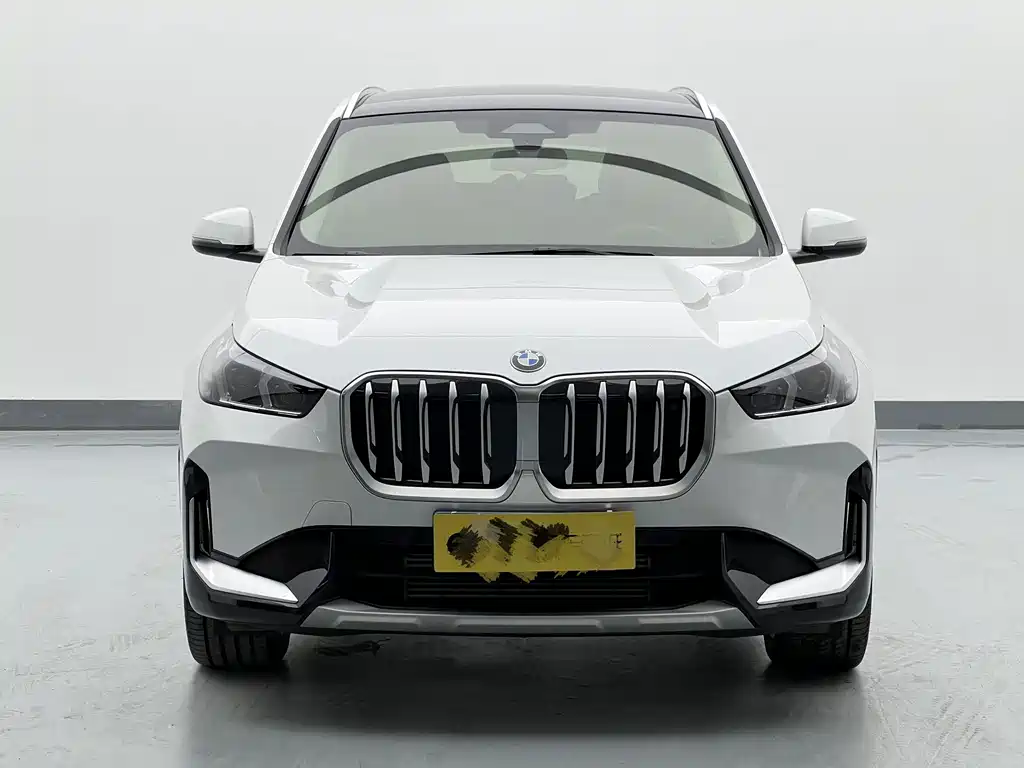 BMW X1 — фото 2
