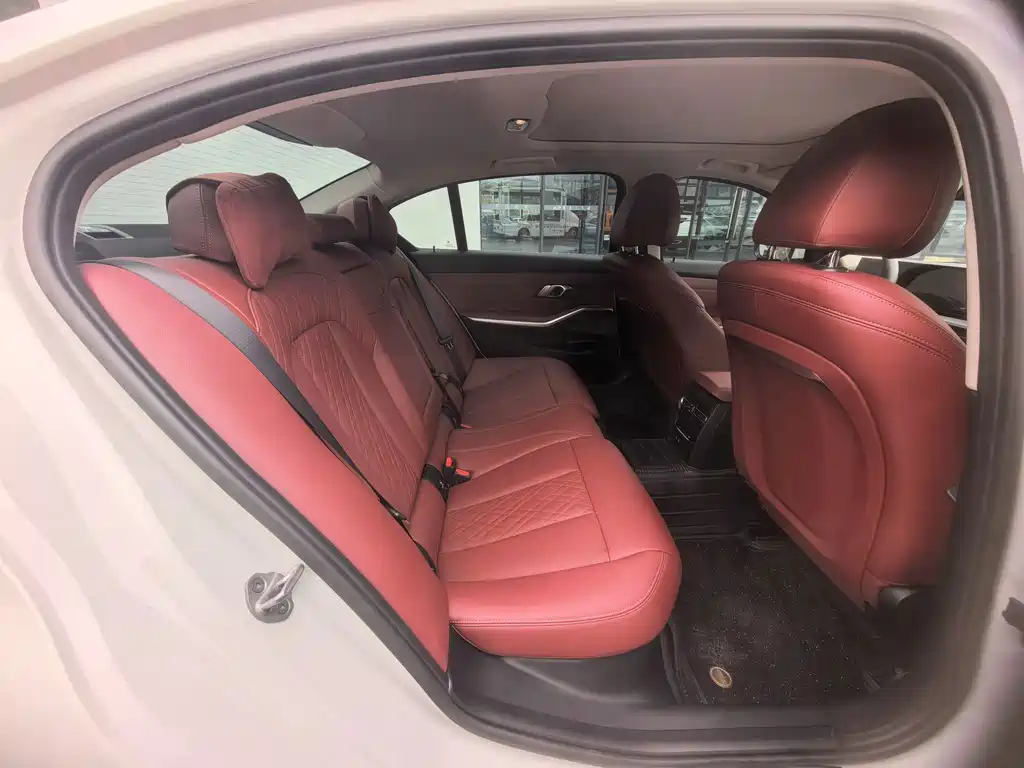 BMW 3 Series — фото 10