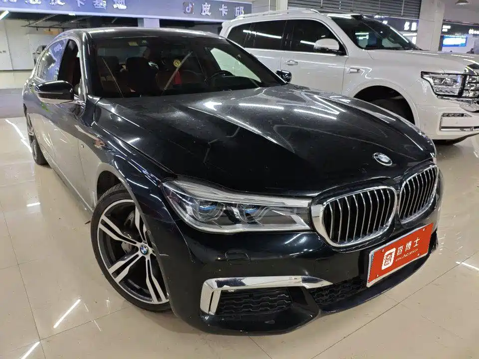 BMW 7 Series — фото 2