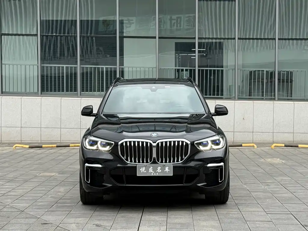 BMW X5 — фото 2