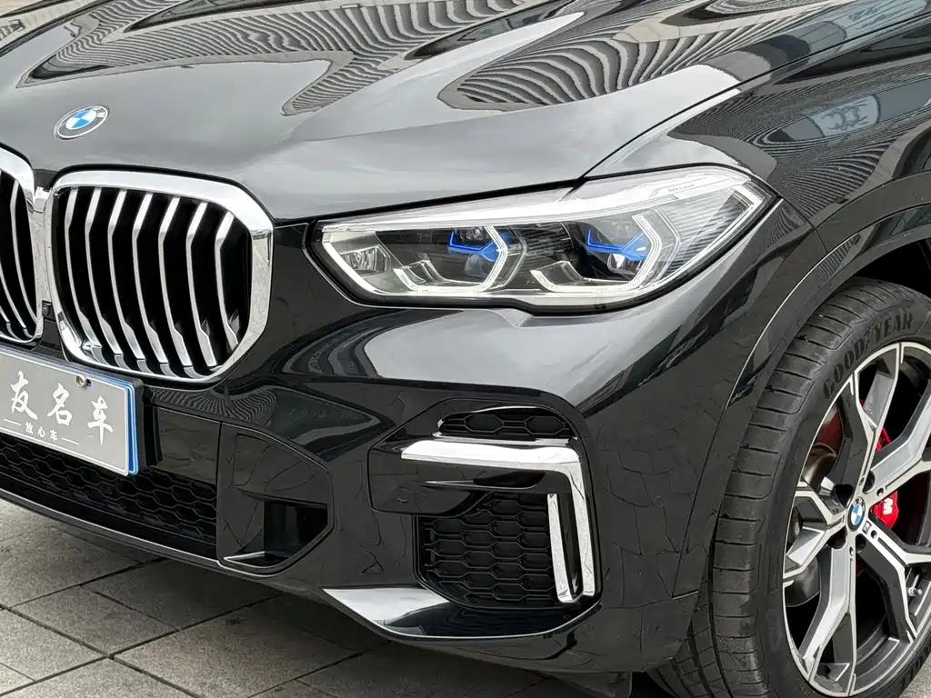 BMW X5 — фото 8