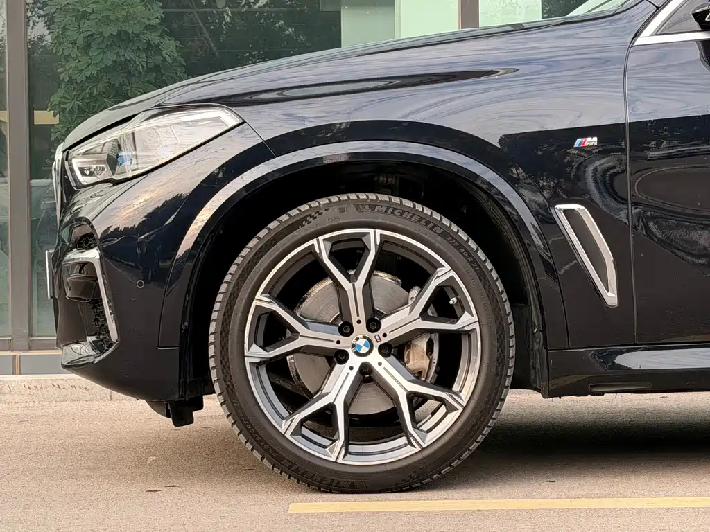 BMW X5 — фото 4