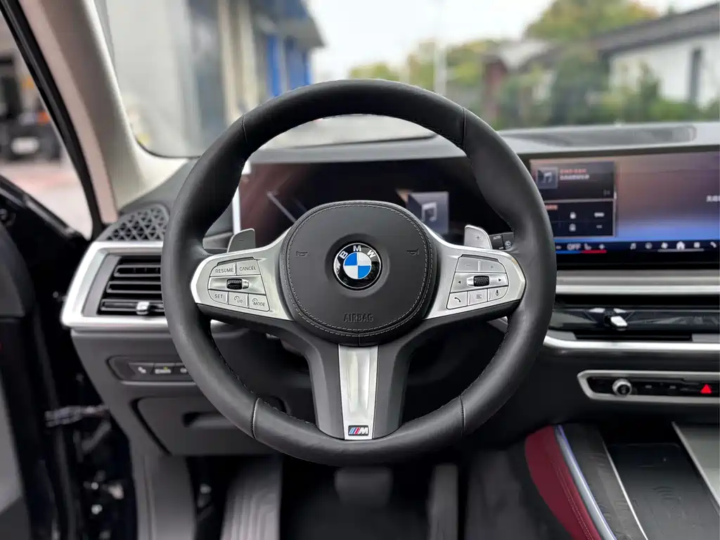 BMW X5 — фото 15