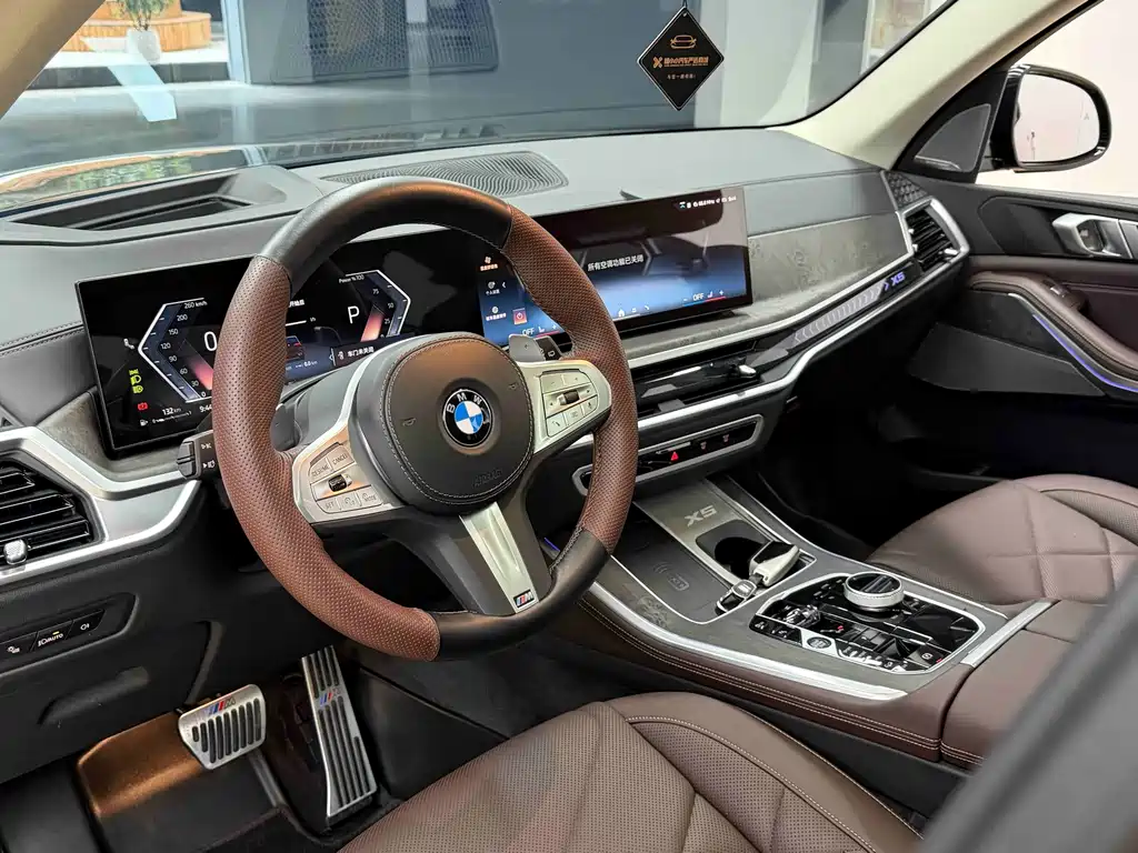 BMW X5 — фото 13