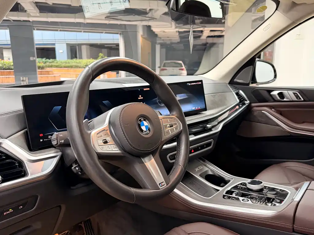 BMW X5 — фото 20