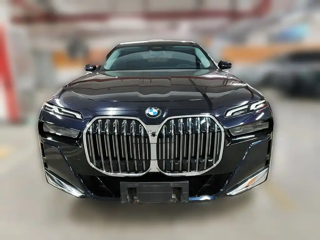 BMW 7 Series — фото 4