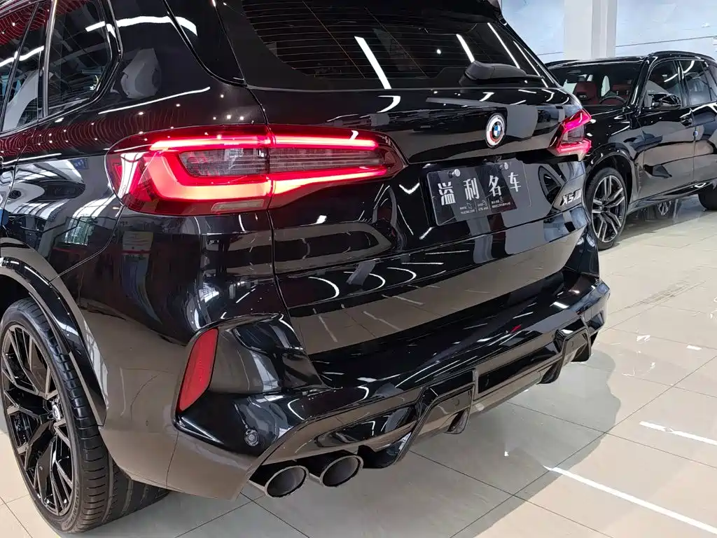 BMW X5 M — фото 13