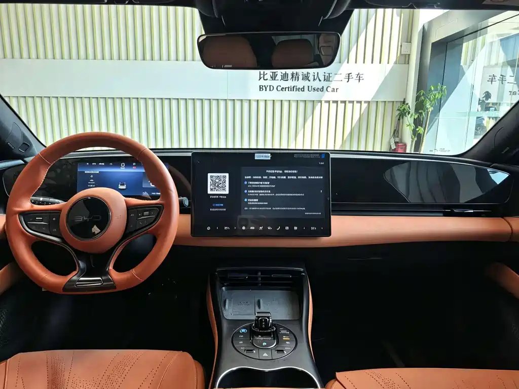 BYD Seal — фото 11