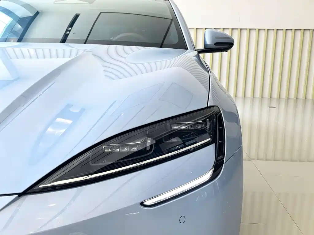 BYD Seal — фото 7