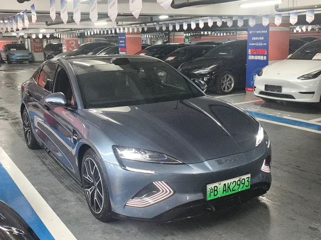 BYD Seal — фото 3