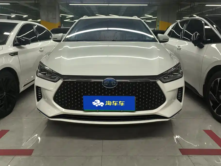 BYD e2 — фото 2
