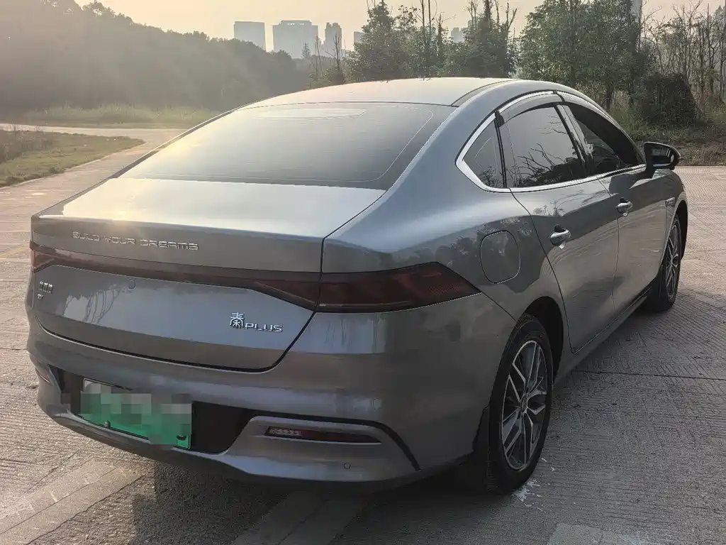 BYD Qin PLUS — фото 15