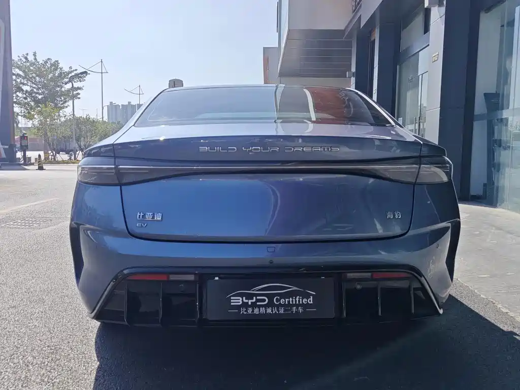 BYD Seal — фото 11