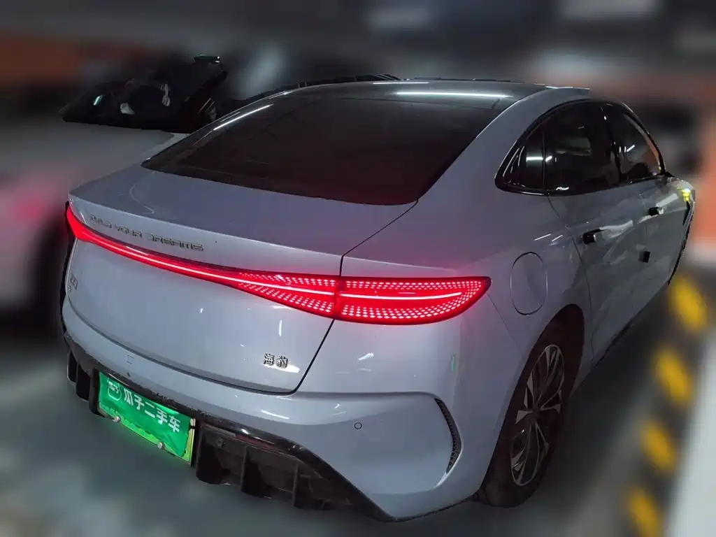 BYD Seal — фото 6