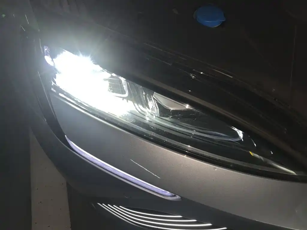 BYD Seal — фото 7