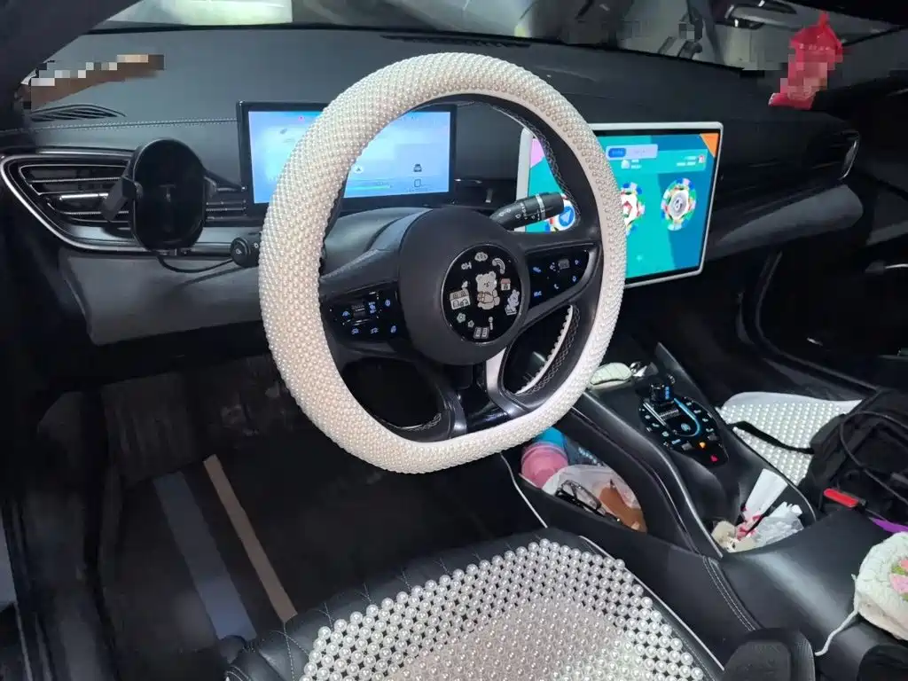 BYD Seal — фото 10