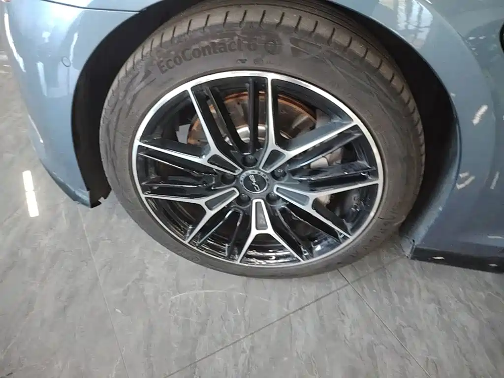 BYD Seal — фото 22
