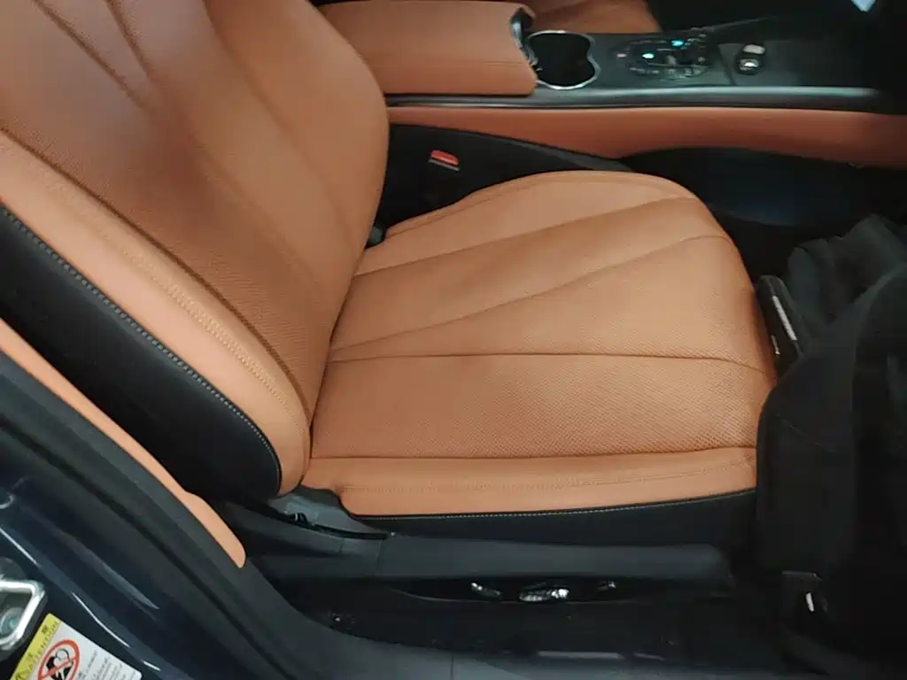 BYD Seal — фото 24