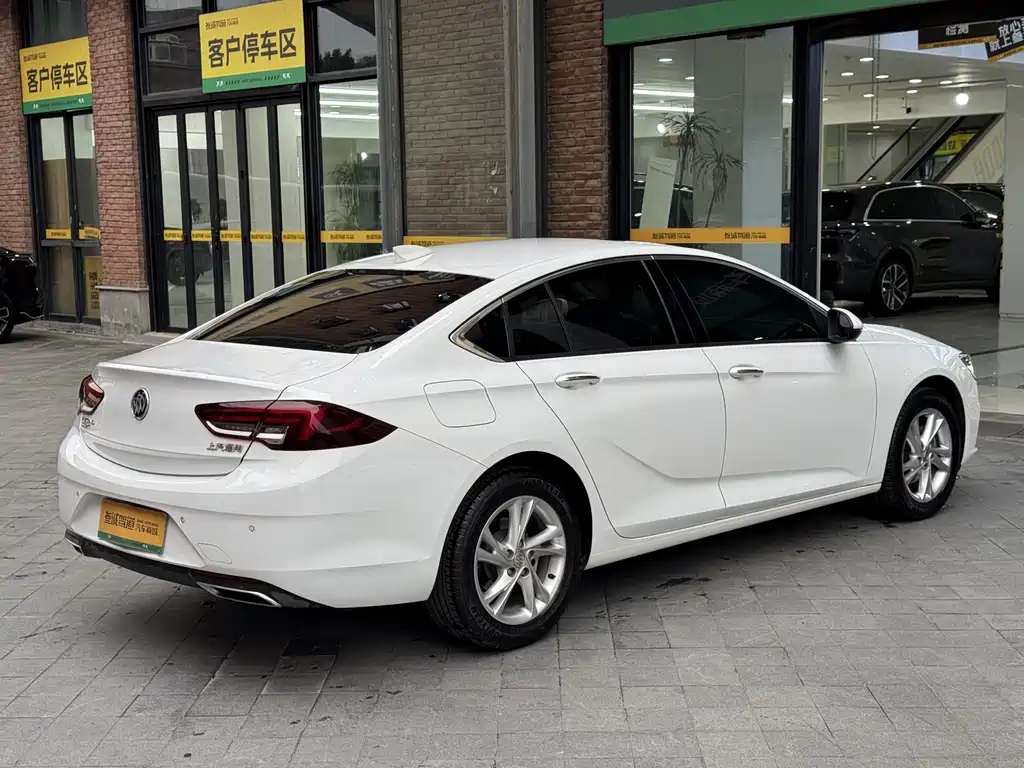 Buick Regal — фото 7