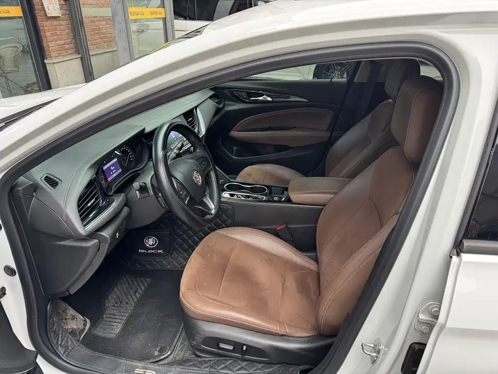 Buick Regal — фото 8
