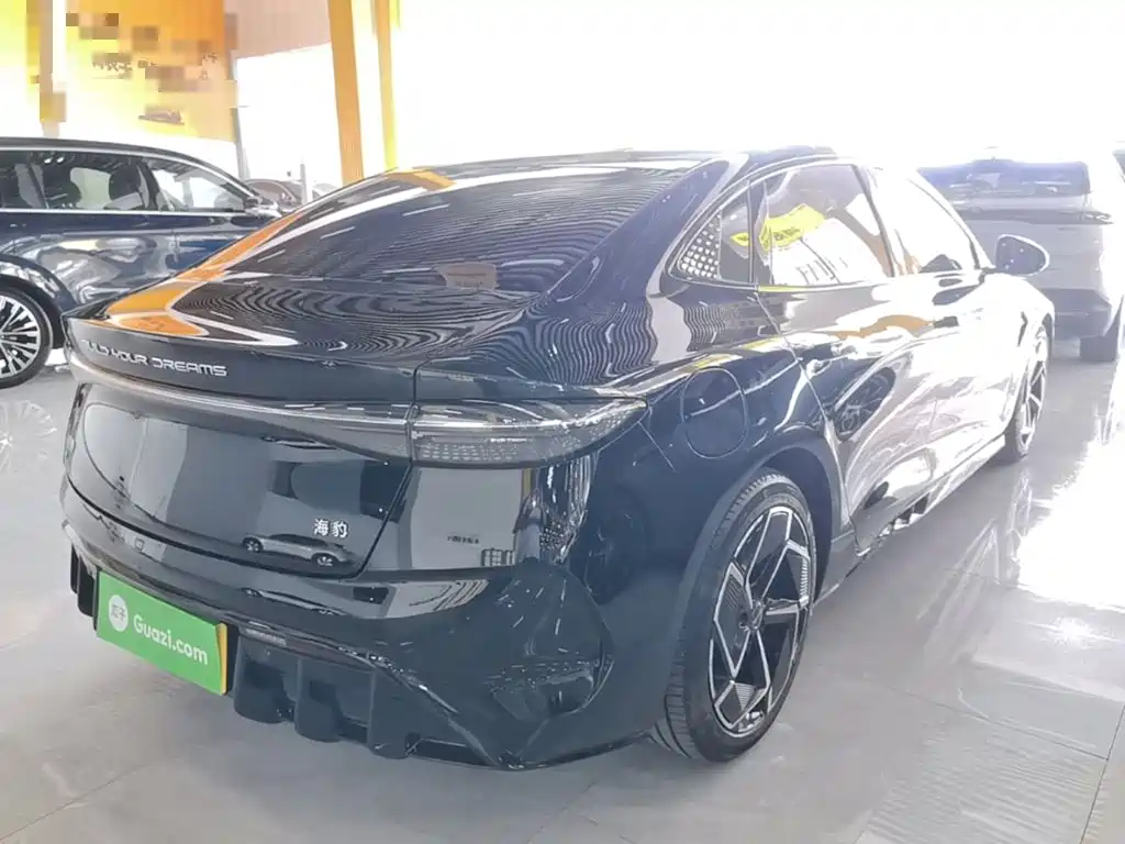 BYD Seal — фото 7