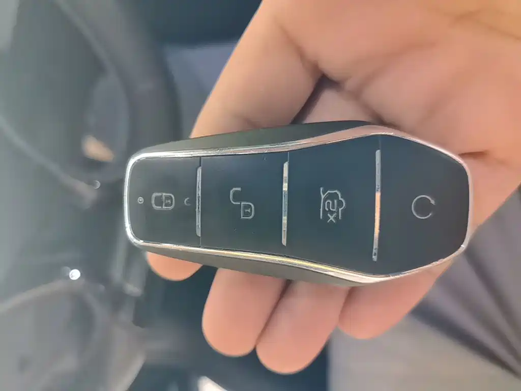 BYD Seal — фото 9
