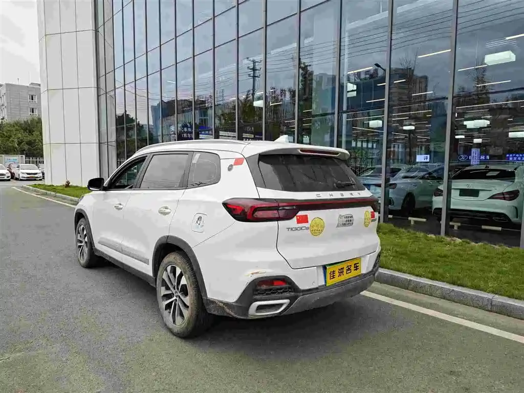 Chery Tiggo 8 — фото 8