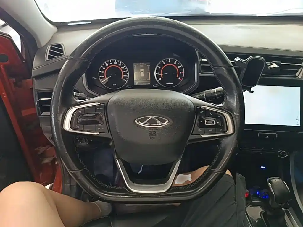 Chery Tiggo 3x — фото 10