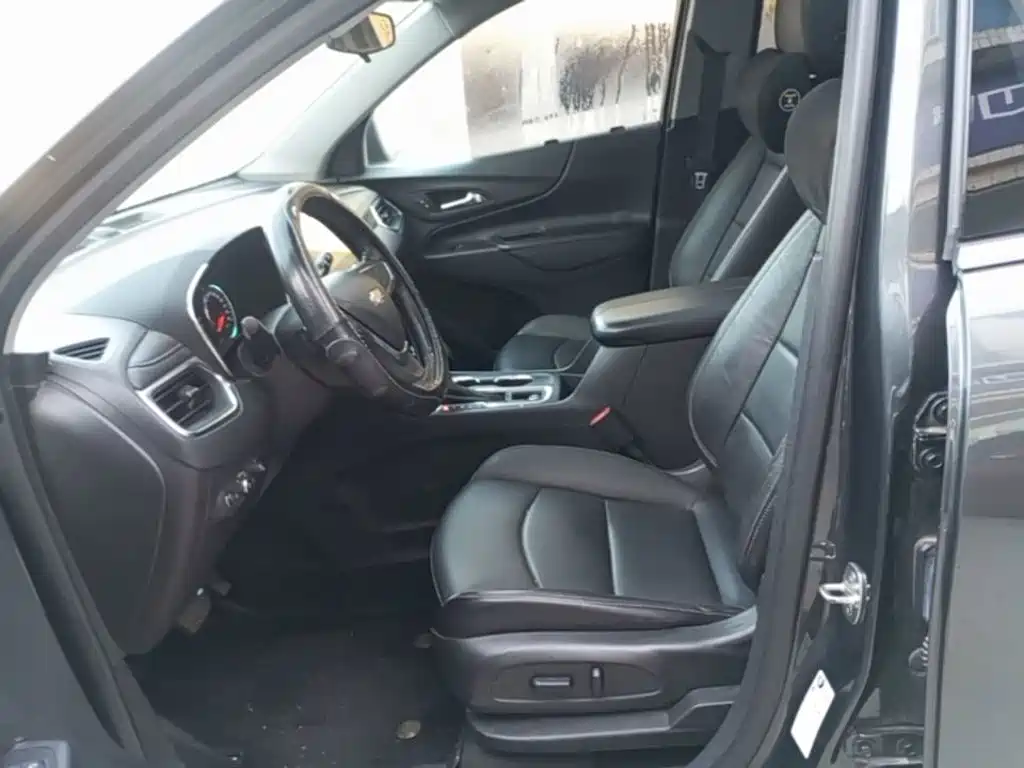 Chevrolet Equinox — фото 14
