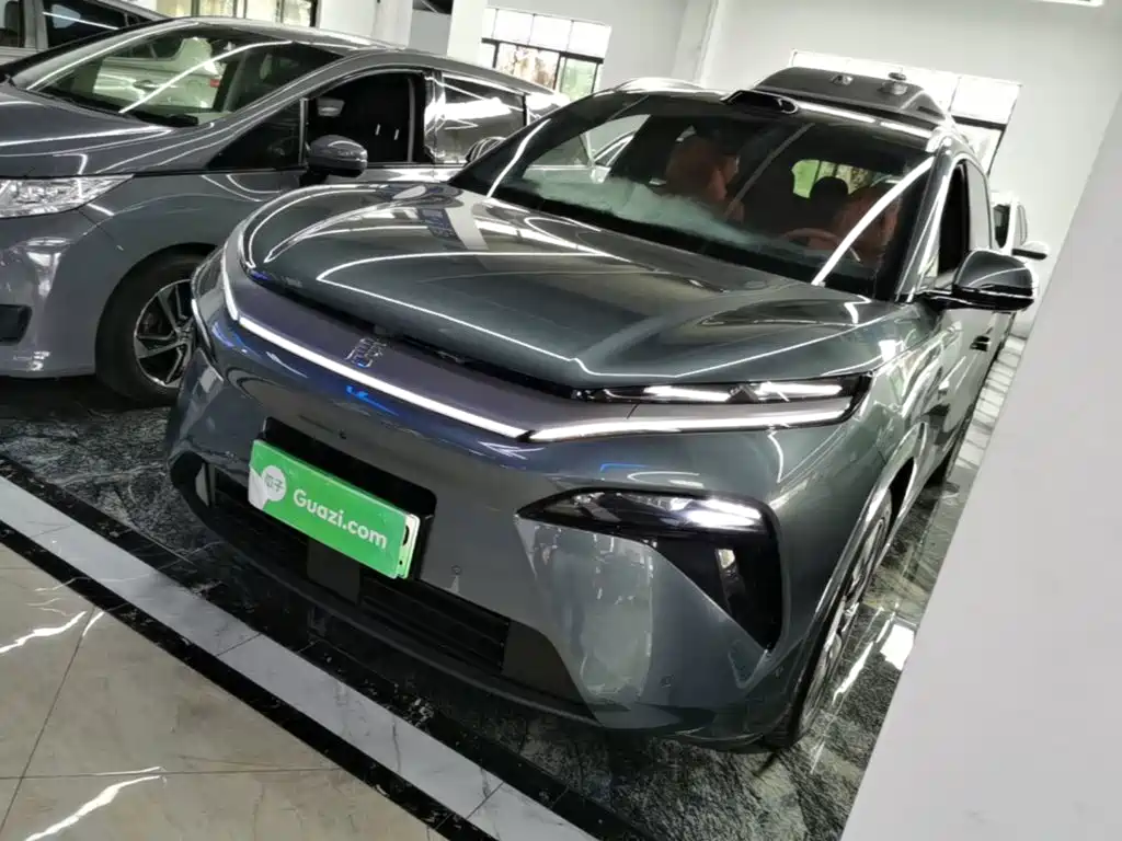 BYD Tang L — фото 2