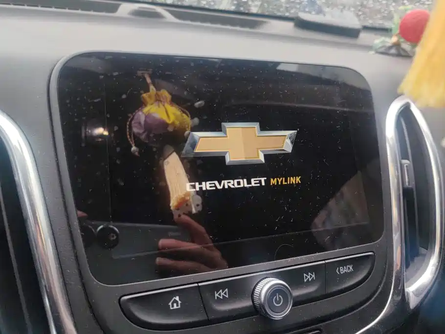 Chevrolet Equinox — фото 13
