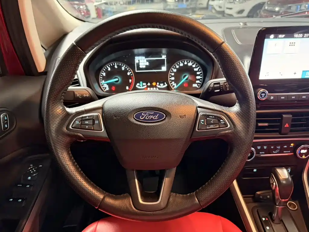 Ford Ecosport — фото 4